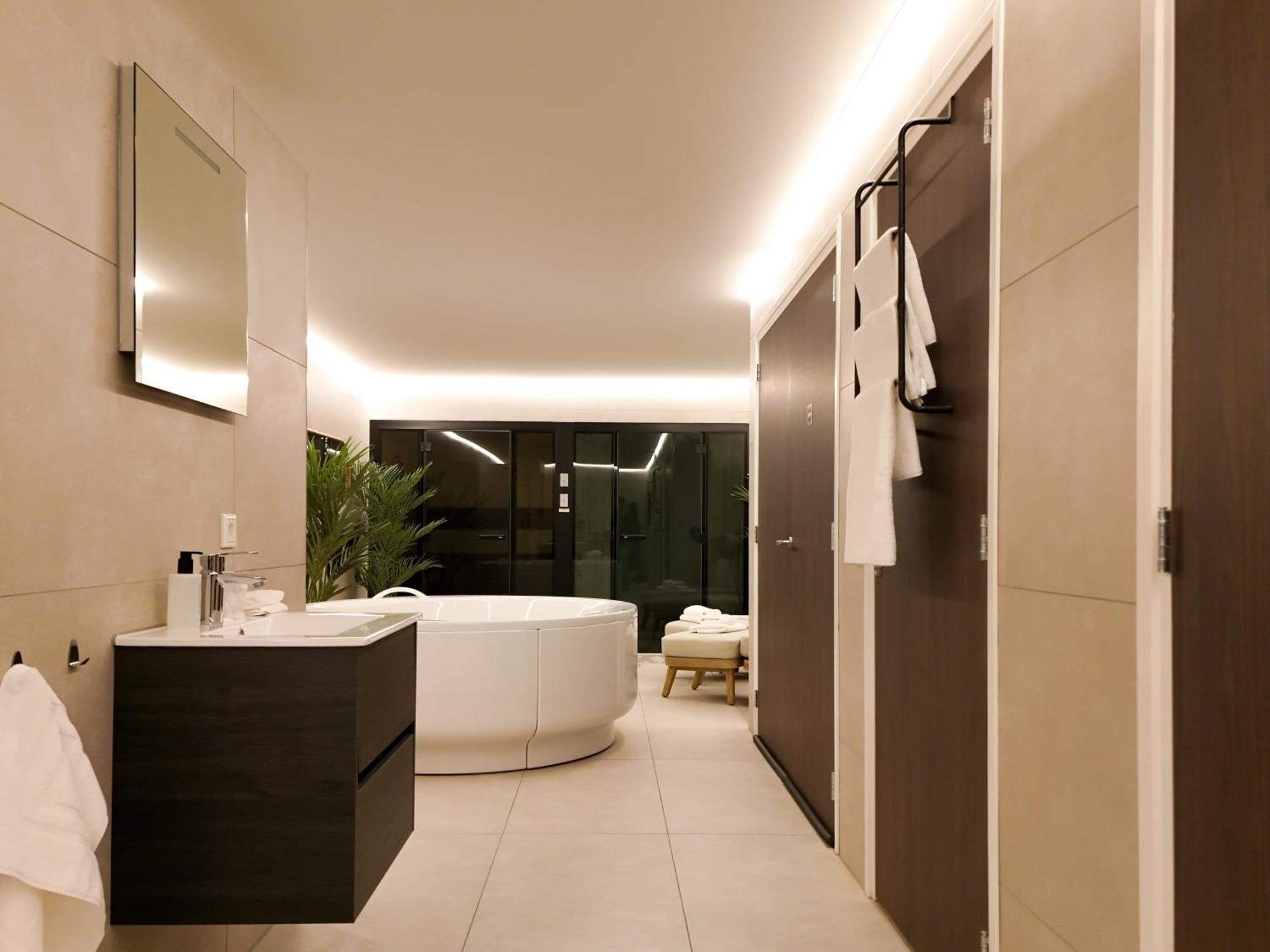 Hike & Bike Hotel Noordwolde  Exterior foto
